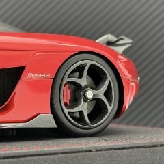 1:18 Koenigsegg Regera Avan Style Red/Carbon - Fronti Art