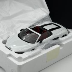 1:18 AUDI R8 Spyder V10 White 2021 - KengFai