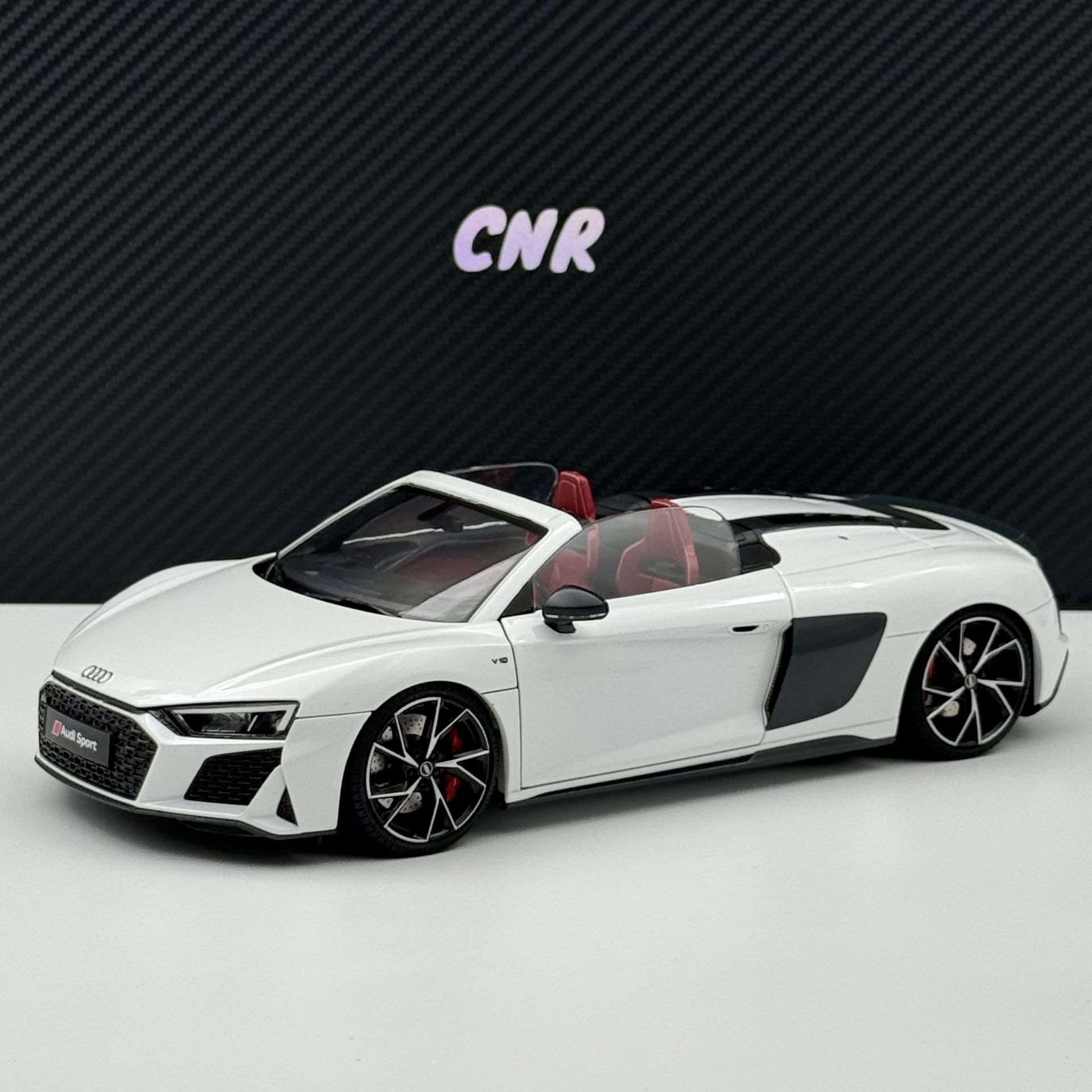 1:18 AUDI R8 Spyder V10 White 2021 - KengFai