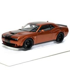 1:18 Dodge Challenger SRT Hellcat 2018 Mango - Autoart