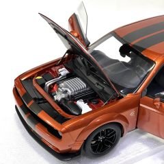 1:18 Dodge Challenger SRT Hellcat 2018 Mango - Autoart