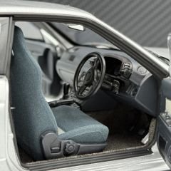 1:18 Nissan Skyline GT-R R32 V Spec 2 Spark Silver 77346 Autoart