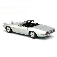 1:18 Maserati Ghibli Spyder 1970 Silver - Minichamps