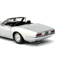 1:18 Maserati Ghibli Spyder 1970 Silver - Minichamps