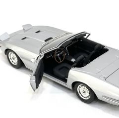 1:18 Maserati Ghibli Spyder 1970 Silver - Minichamps