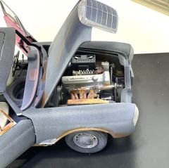 1:18 Mercedes-Benz Heckflosse Barn Find W111 - Revell