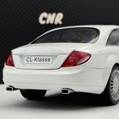 1:18 Mercedes-Benz CL Class CL500 White 76166 - Autoart