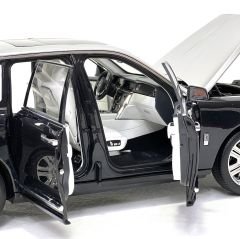1:18 Rolls Royce Cullinan 2018 Black Silver - Kyosho