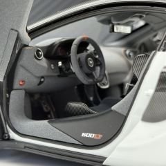 1:18 McLaren 600LT White 2018 Diecast - LCD Models