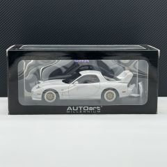 1:18 Mazda RX-7 (FD) Tuned Version Efini Pure White - Autoart