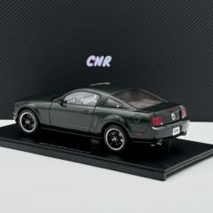 1:18 Ford Bullitt Mustang GT 2008 Highland Green Met - Autoart