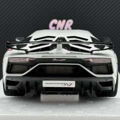 1:18 Lamborghini Aventador SVJ White 2018 79217 - Autoart