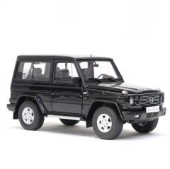 1:18 Mercedes-Benz G500 SWB Black 1998 - Autoart