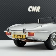 1:18 Jaguar E Type Roadster Serie 3 V12 Silver 73521 - Autoart