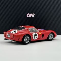 1:18 Ferrari 250 GTO Red 1962 le Mans #19 - Kyosho