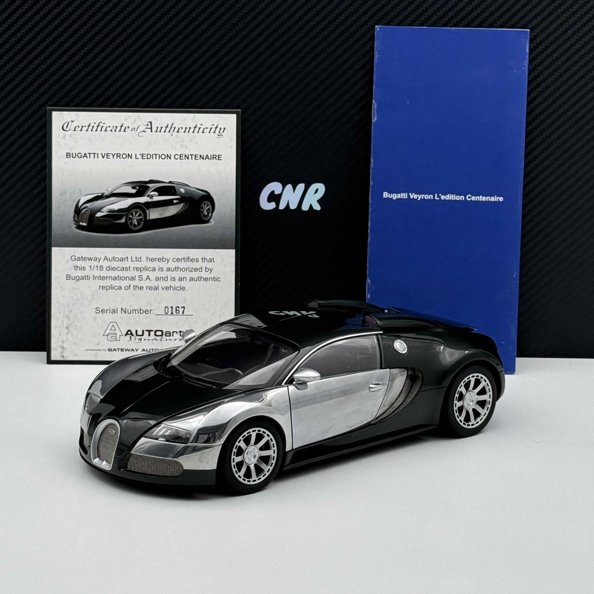 1:18 Bugatti Veyron L'Edition Centenaire M. Campell - Autoart