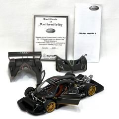 1:18 Pagani Zonda R Carbon Fiber Pattern 2009 - Autoart