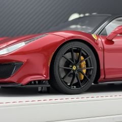 1:18 Ferrari 488 Pista F1 Red Open/Close 00/10 - DINO Model PRO