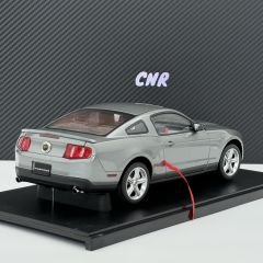 1:18 Ford Mustang GT 2010 Sterling Grey Metallic - Autoart