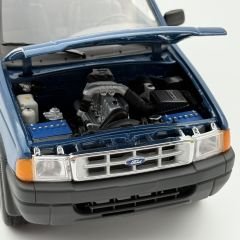 1:18 Ford Ranger Pick Up 1998 Blue Met - Action