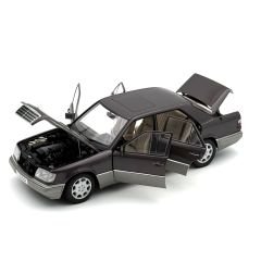 1:18 Mercedes-Benz E Class E320 Bornit Metallic W124 - Autoart