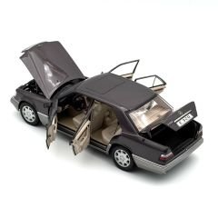 1:18 Mercedes-Benz E Class E320 Bornit Metallic W124 - Autoart