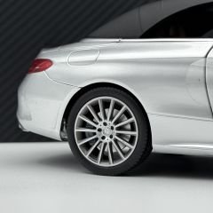 1:18 Mercedes C Class Cabriolet AMG Line W205 Silver - IScale
