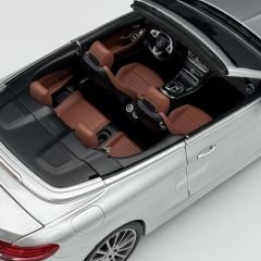 1:18 Mercedes C Class Cabriolet AMG Line W205 Silver - IScale