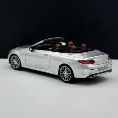 1:18 Mercedes C Class Cabriolet AMG Line W205 Silver - IScale