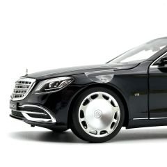 1:18 Mercedes-Maybach S Class S650 W222 Black - Norev