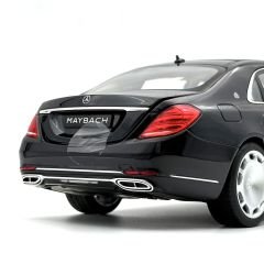 1:18 Mercedes-Maybach S Class S650 W222 Black - Norev