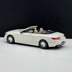 1:18 Mercedes-Maybach S Class S650 Cabriolet 2016 White - Norev