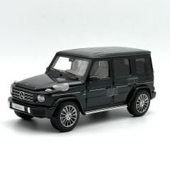 1:18 Mercedes-Benz G Class W463 Emerald Green 2018 - Minichamps