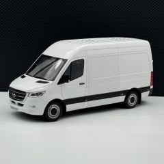 1:18 Mercedes-Benz Sprinter Van 2018 White - Norev