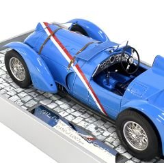 1:18 Delahaye Type 145 V12 Spider 1932 - Minichamps