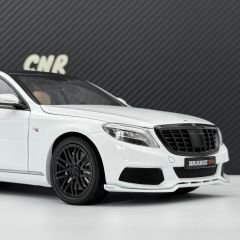 1:18 Mercedes-Maybach BRABUS 900 Diamond White - Almost Real