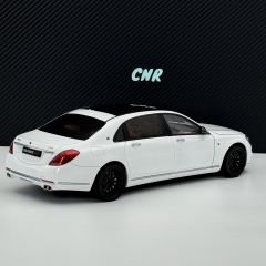 1:18 Mercedes-Maybach BRABUS 900 Diamond White - Almost Real