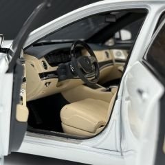 1:18 Mercedes-Maybach BRABUS 900 Diamond White - Almost Real