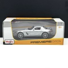 1:18 Mercedes-Benz SLS 6.3 AMG C197 Silver - Maisto