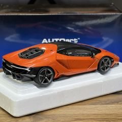 1:18 Lamborghini Centenario Orange Argos 2016 - Autoart