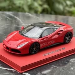 1:18 Ferrari 488 GTB Geneve Auto Show Rossa Corsa - BBR DeLuxe