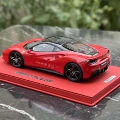1:18 Ferrari 488 GTB Geneve Auto Show Rossa Corsa - BBR DeLuxe
