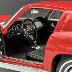 1:18 Chevrolet Corvette C2 Sting Ray 1963 Red 71183 - Autoart