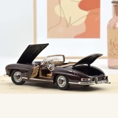 1:18 Mercedes-Benz 300 SL Dark Red 1957 - Norev