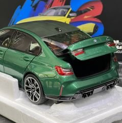 1:18 BMW M3 G80 Competition Green Met 2020 - Minichamps
