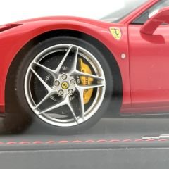 1:18 Ferrari F8 Tributo Rosso Corsa 322 2019 - BBR Model