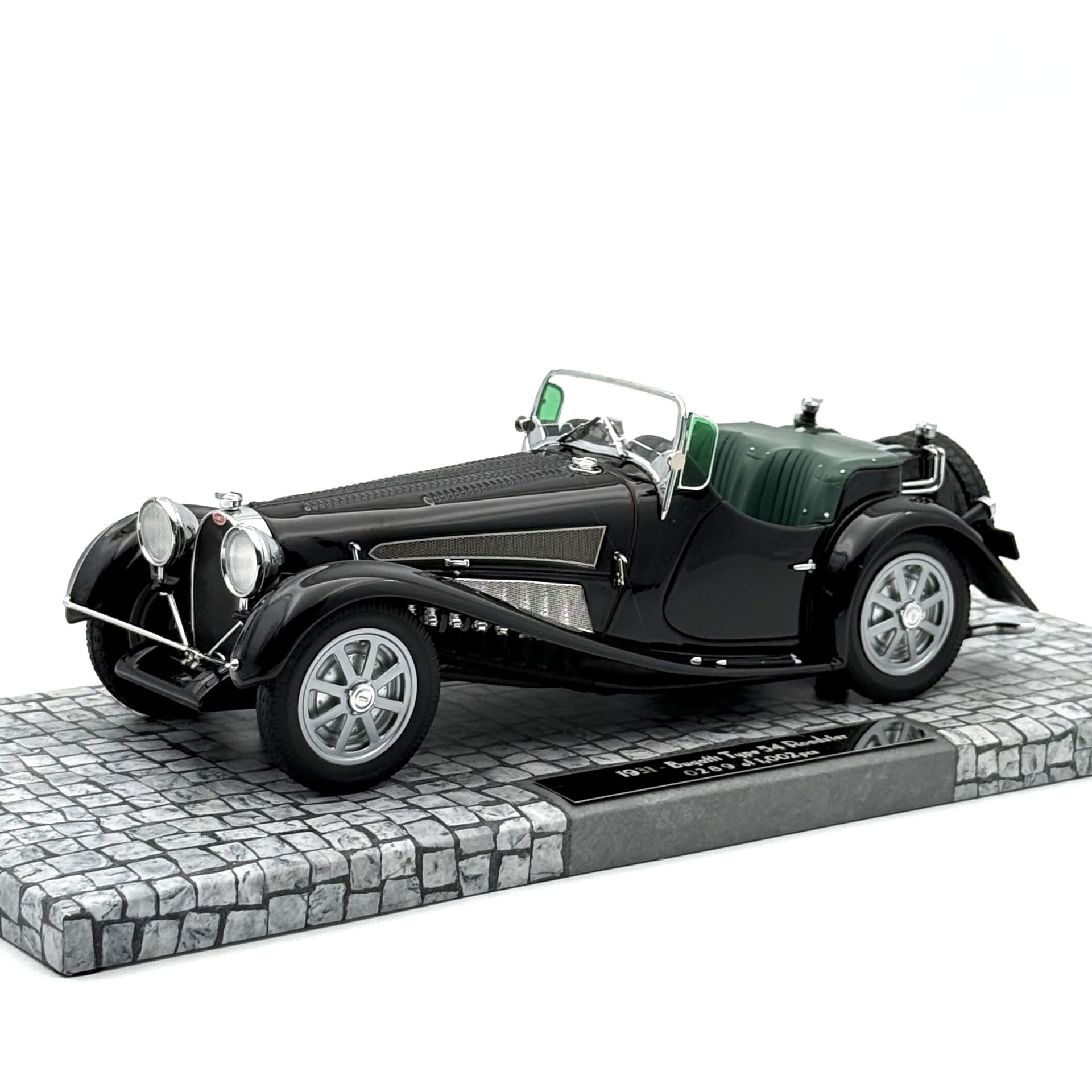 1:18 Bugatti Type 54 Roadster The Mullin Museum 1931- Minichamps
