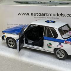 1:18 BMW 2002 Tap Rally 1972 Warmbold - Autoart