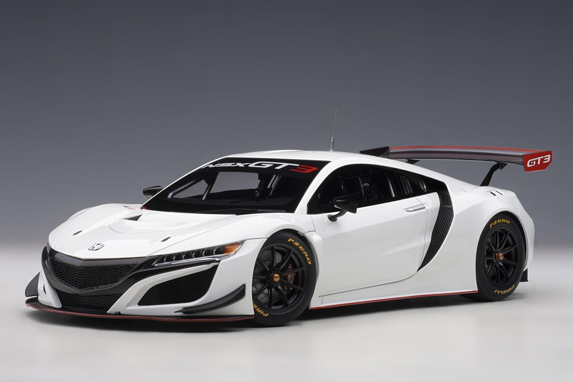 1:18 Honda NSX GT3 White 2018 - Autoart
