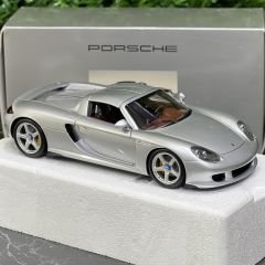 1:18 Porsche Carrera GT Silver - Minichamps Dealer High End